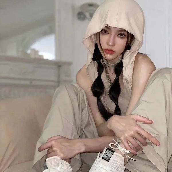 窗户上的阴影